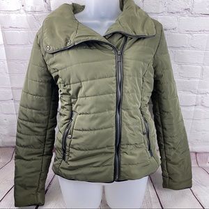 B Sweet olive green jacket size medium